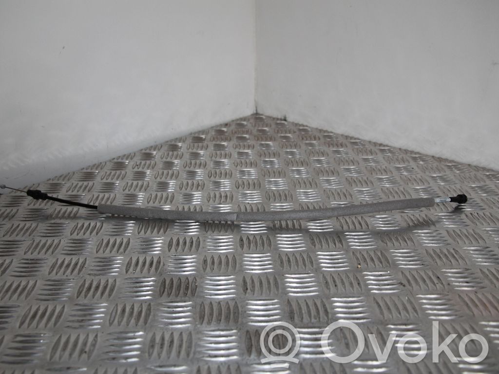 Ford Transit Takaoven vaijeri 