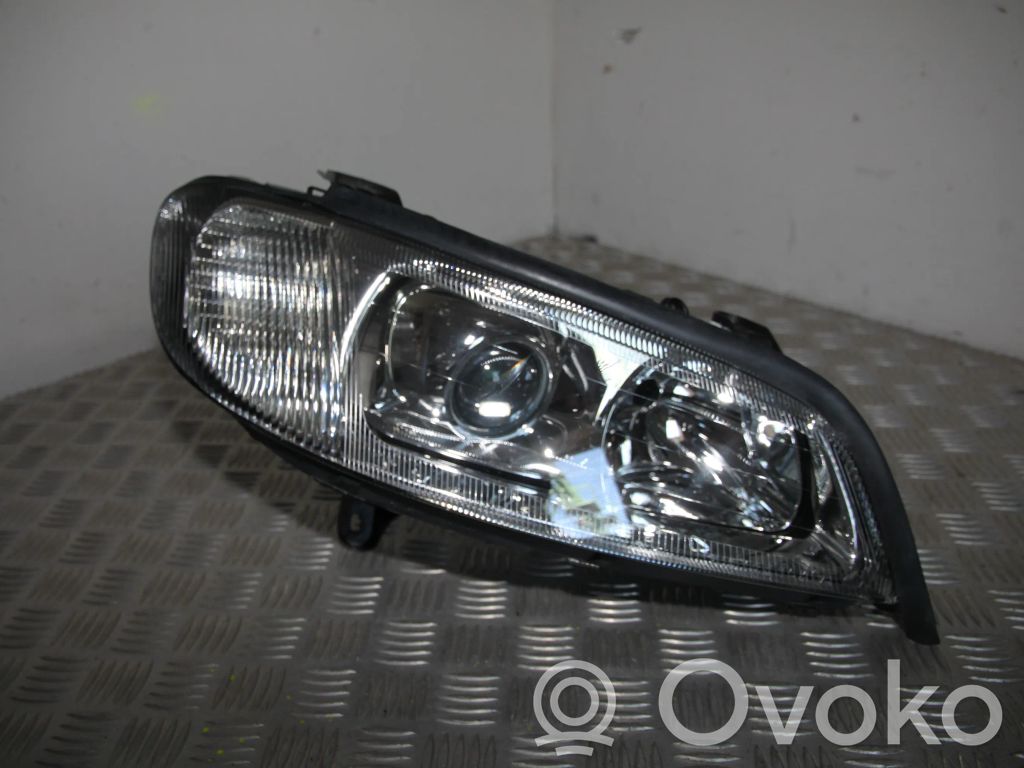 Opel Omega B1 Phare frontale 