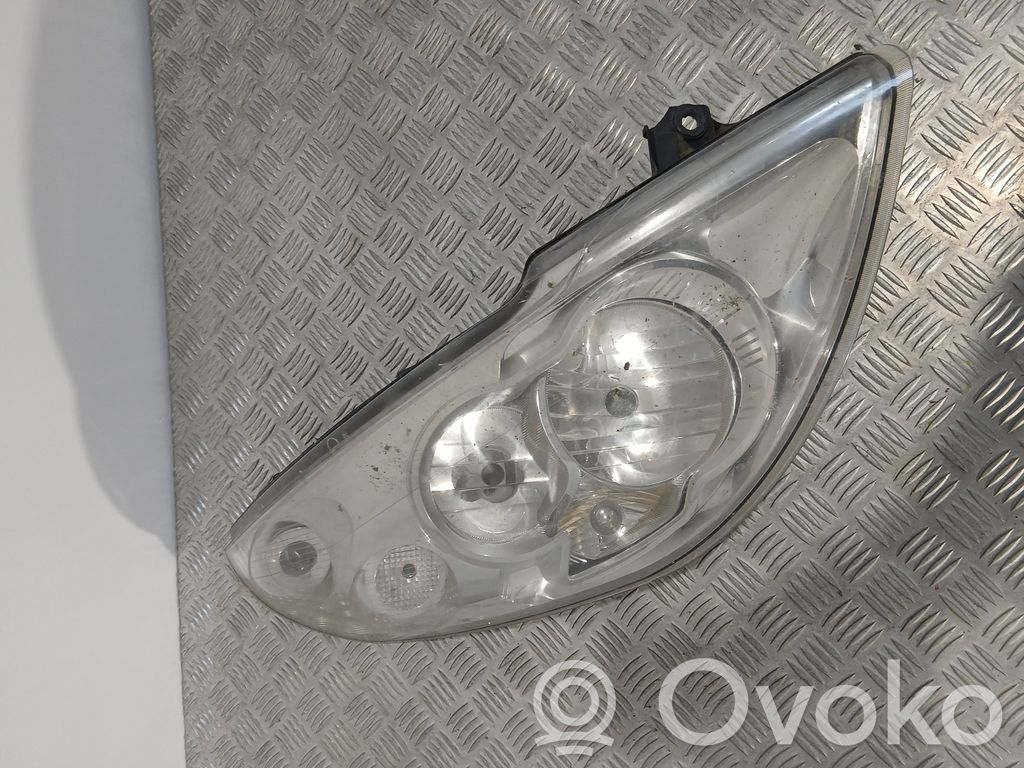 Renault Master III Headlight/headlamp 