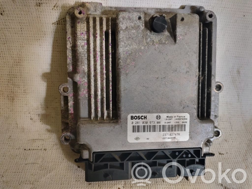 Engine control unit/module   237102747R,0281030973