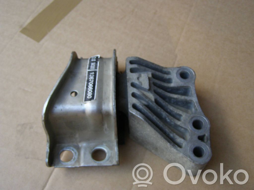 Fiat Ducato Engine mount bracket 