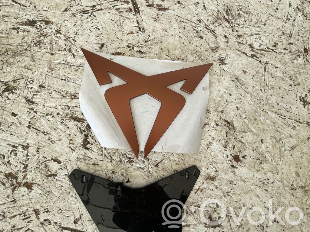 Cupra Born Herstelleremblem 