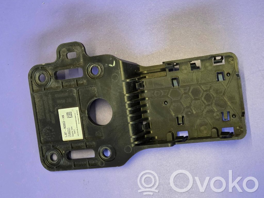 Ford Mustang Mach-E Maskownica czujnika ACC Distronic radar 