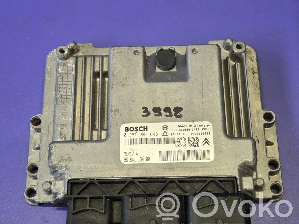 Peugeot 207 Engine control unit/module 