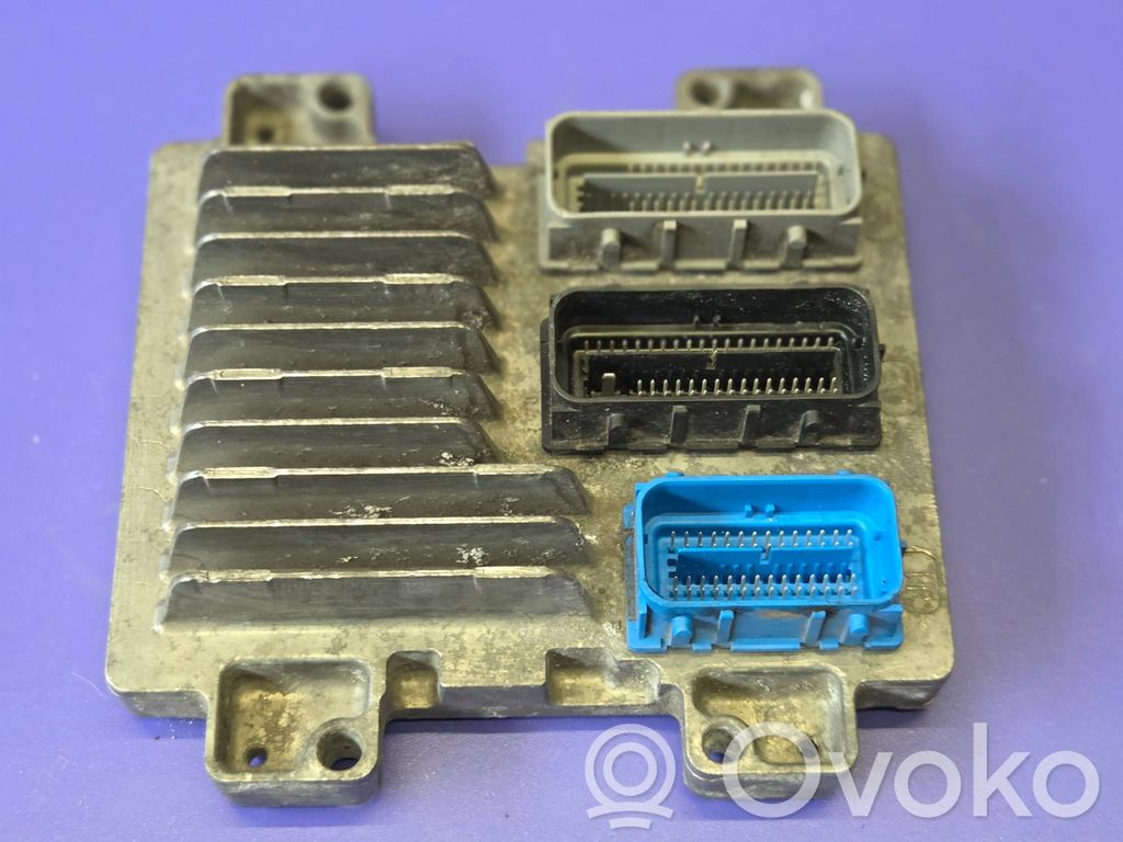 Opel Corsa E Engine control unit/module 