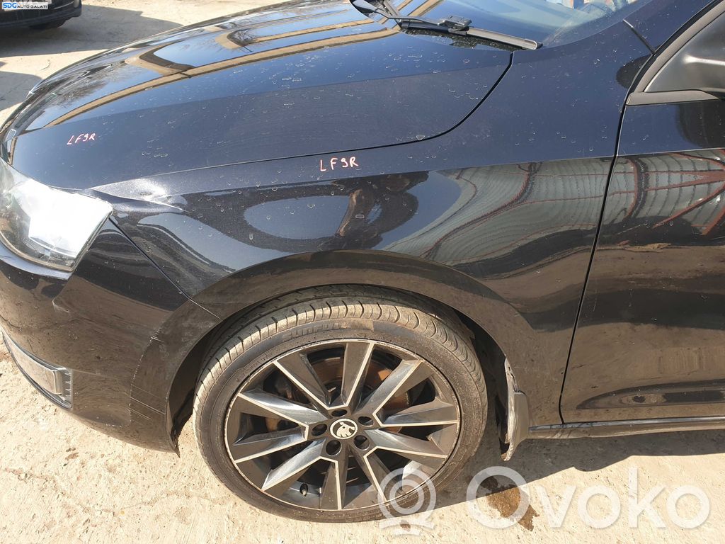 Skoda Rapid (NH) Aripă 