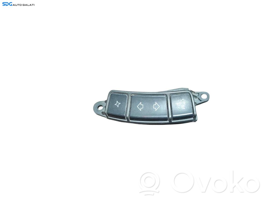 Boutons / interrupteurs volant   6911586