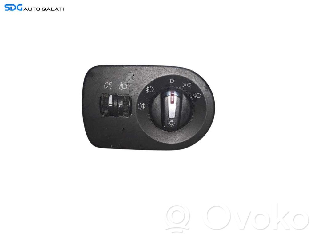 Seat Leon (1P) Interruptor de luz 
