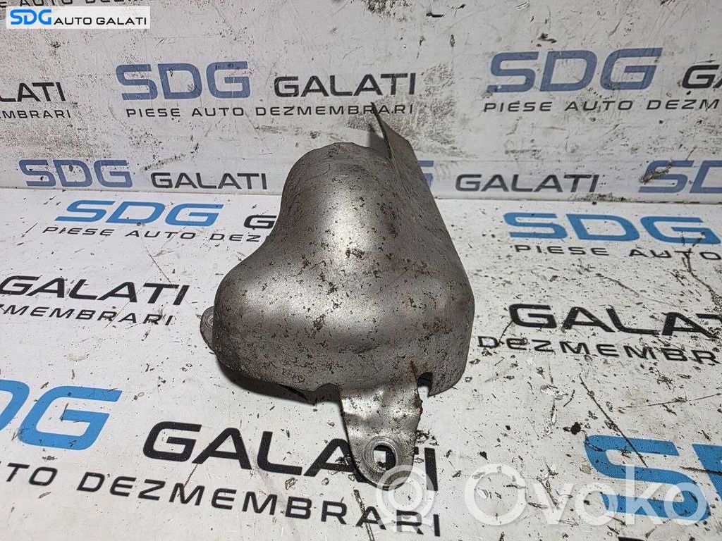Hyundai ix35 Bouclier thermique d'échappement