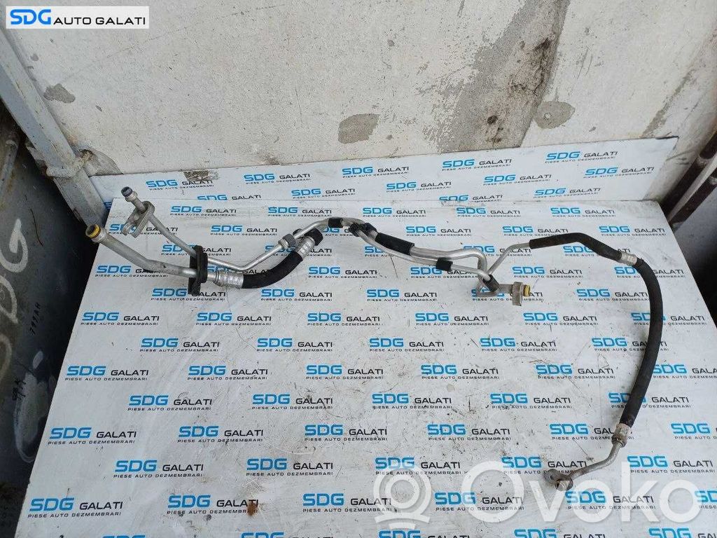 Ilmastointilaitteen putki (A/C)   8E1260712AJ
