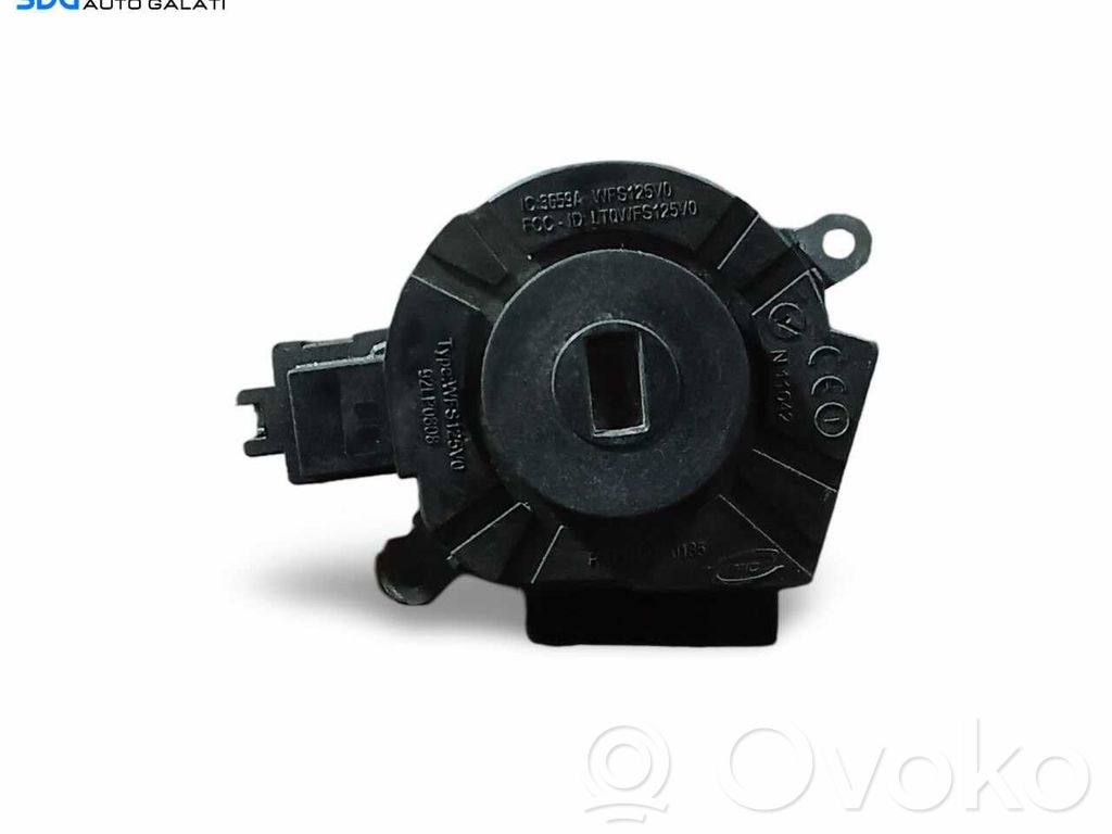 Ignition key card reader   30768036