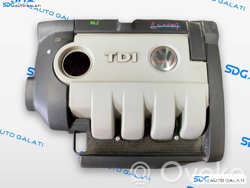 Volkswagen PASSAT B5.5 Capac protecție motor