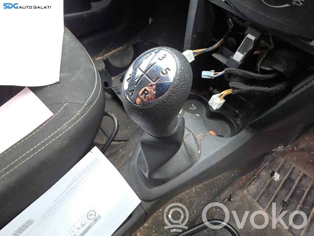 Dacia Logan I Buton/manșon piele manetă schimbător viteze 