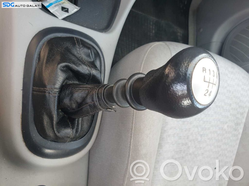 Hyundai Accent Palanca/selector de cambios