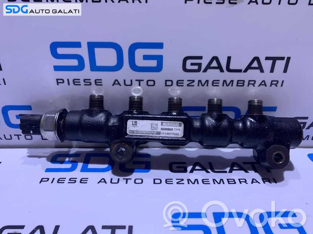 Peugeot 1007 Fuel main line pipe