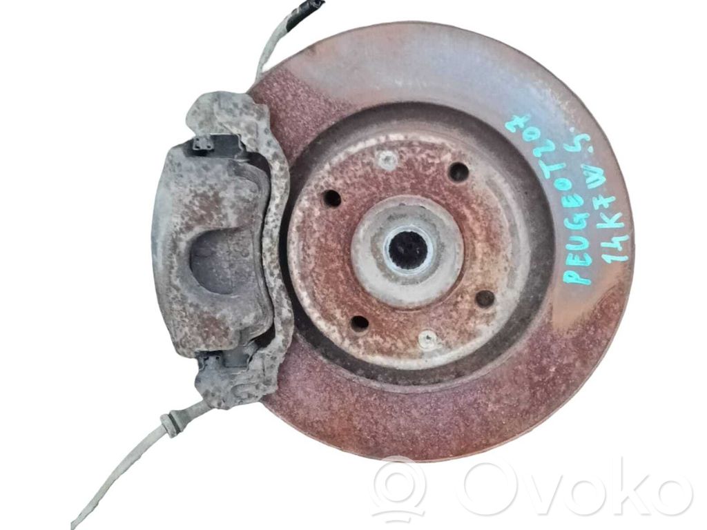 Peugeot 207 Front wheel hub