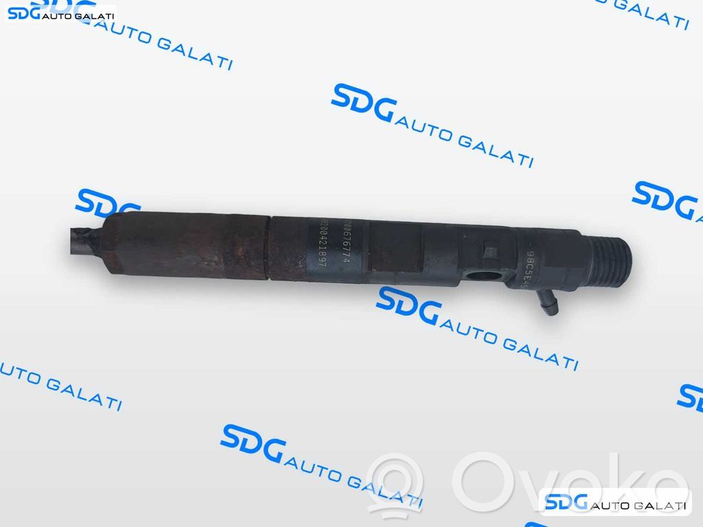 Fuel injector