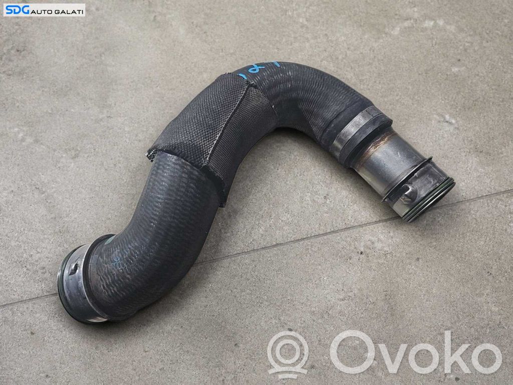 Volkswagen Touareg I Furtun/conductă intercooler 