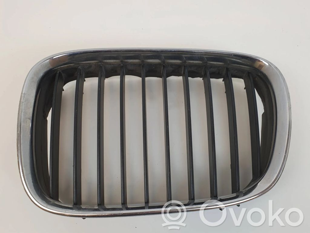 BMW 5 E39 Front grill 