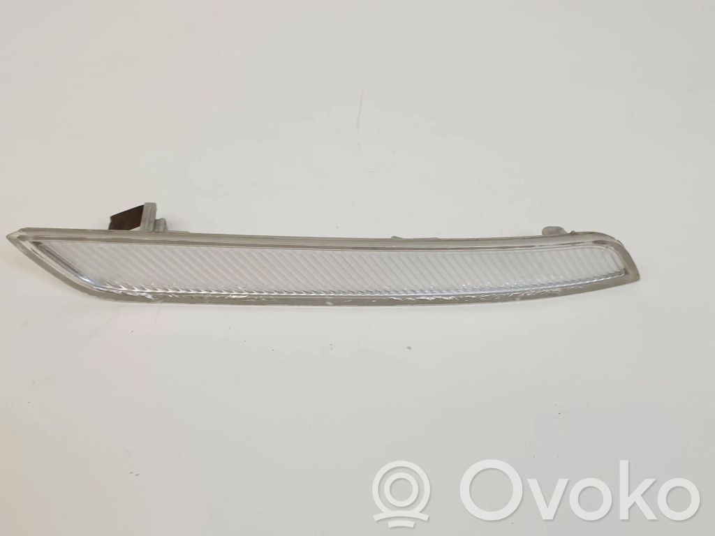 BMW X6 E71 Front reflector 