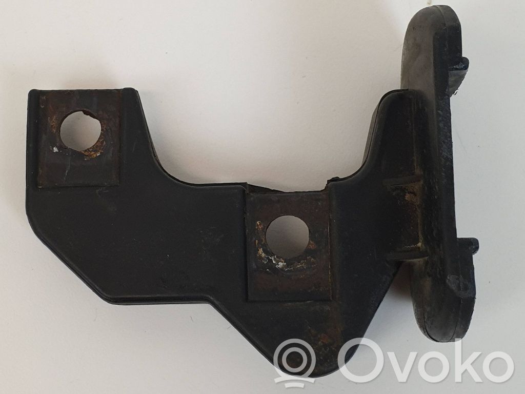 BMW 5 E39 Front bumper mounting bracket 