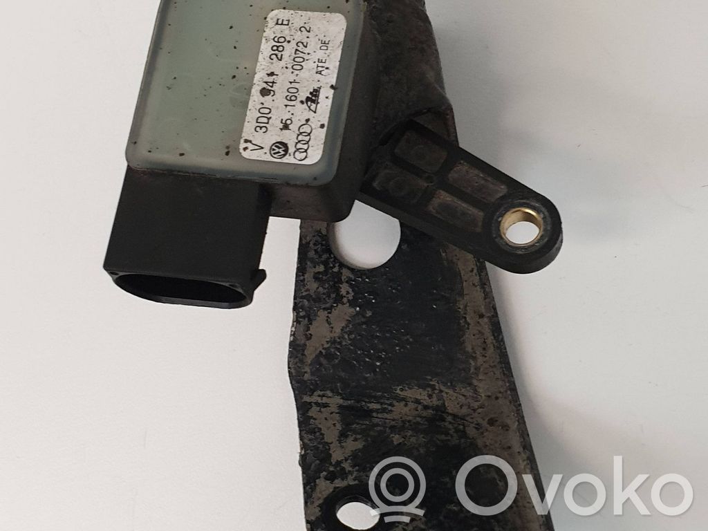 Volkswagen Phaeton Headlight/headlamp level sensor 
