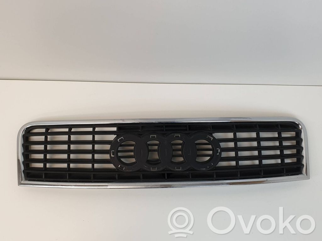 Audi A4 S4 B6 8E 8H Etusäleikkö 