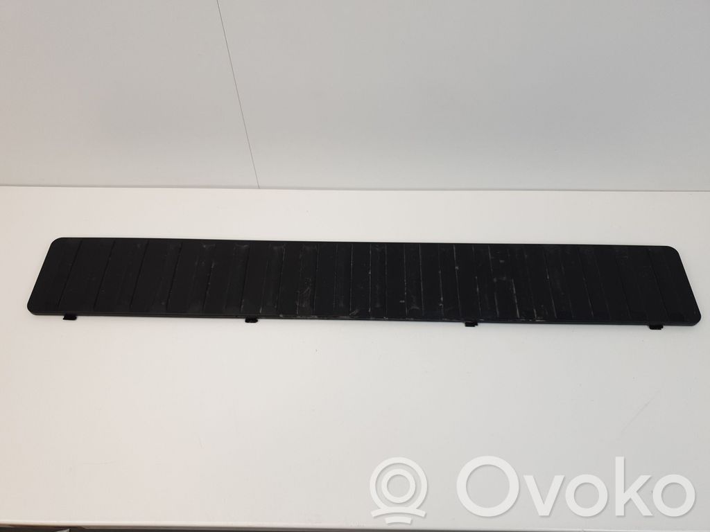 Trunk/boot lower side trim panel   8243504,51498243504