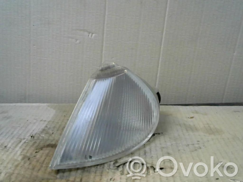Renault Laguna I Front fender indicator light 