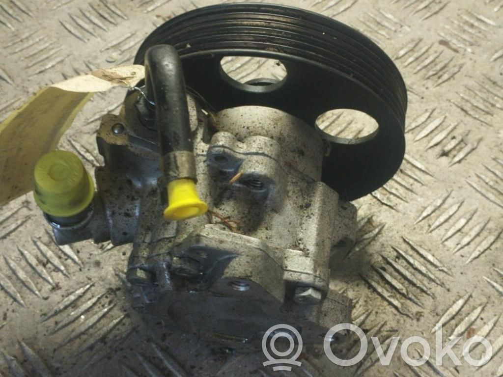 Citroen C5 Ohjaustehostimen pumppu 