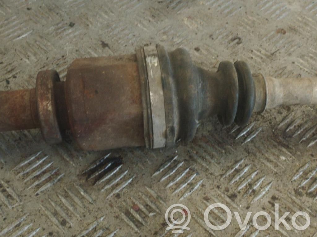 Renault Clio III Eje de transmisión delantero 