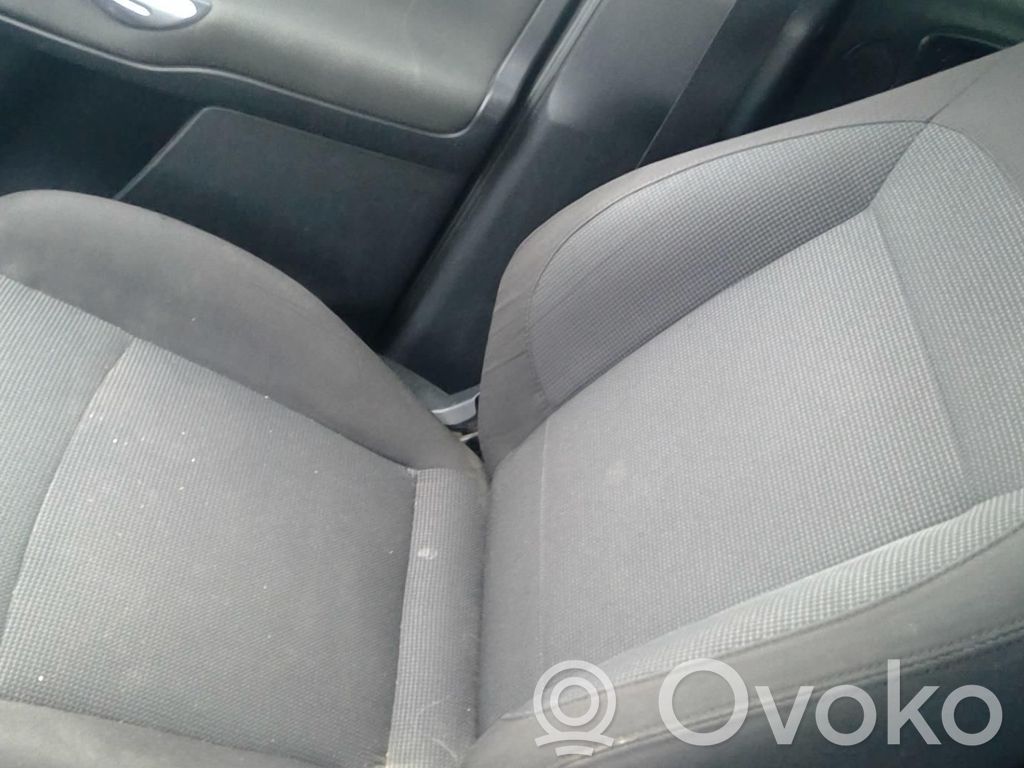 Ford S-MAX Etumatkustajan istuin 