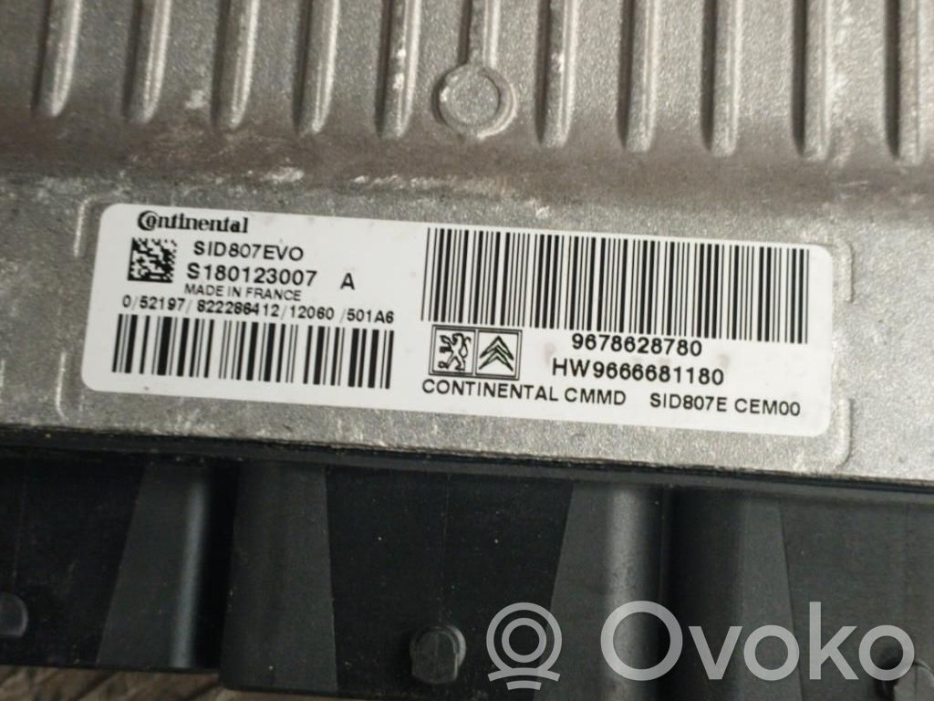 Peugeot 508 Juego de cerradura y set ECU del motor 