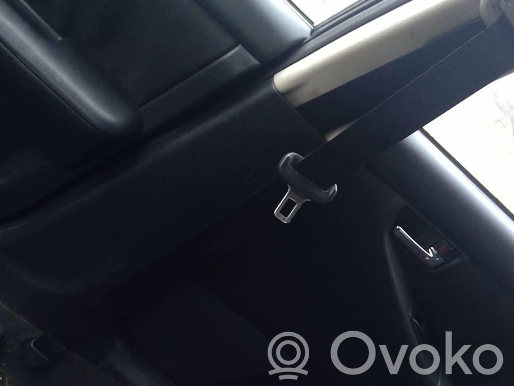 Toyota Corolla E120 E130 Cinturón delantero 