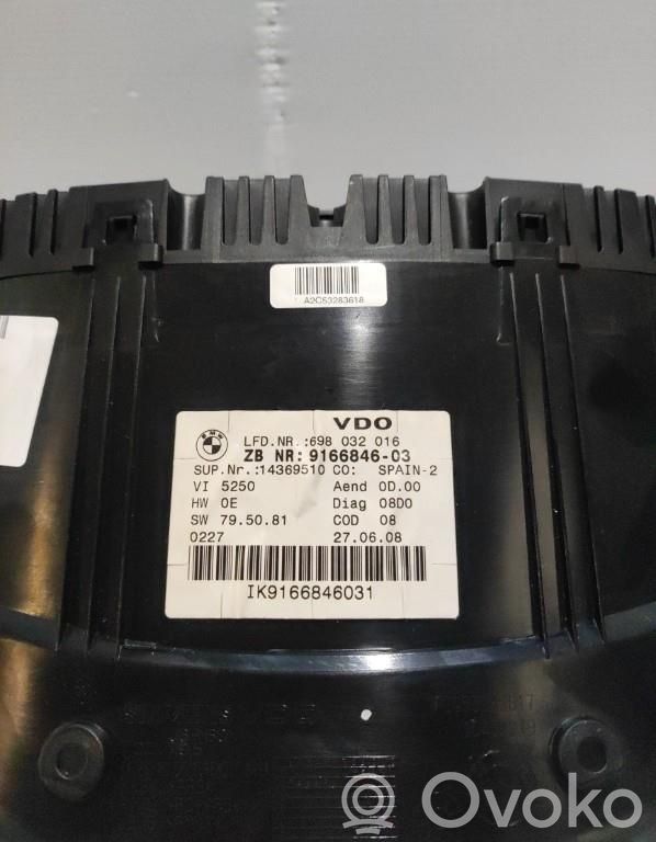 BMW 3 E92 E93 Speedometer (instrument cluster) 