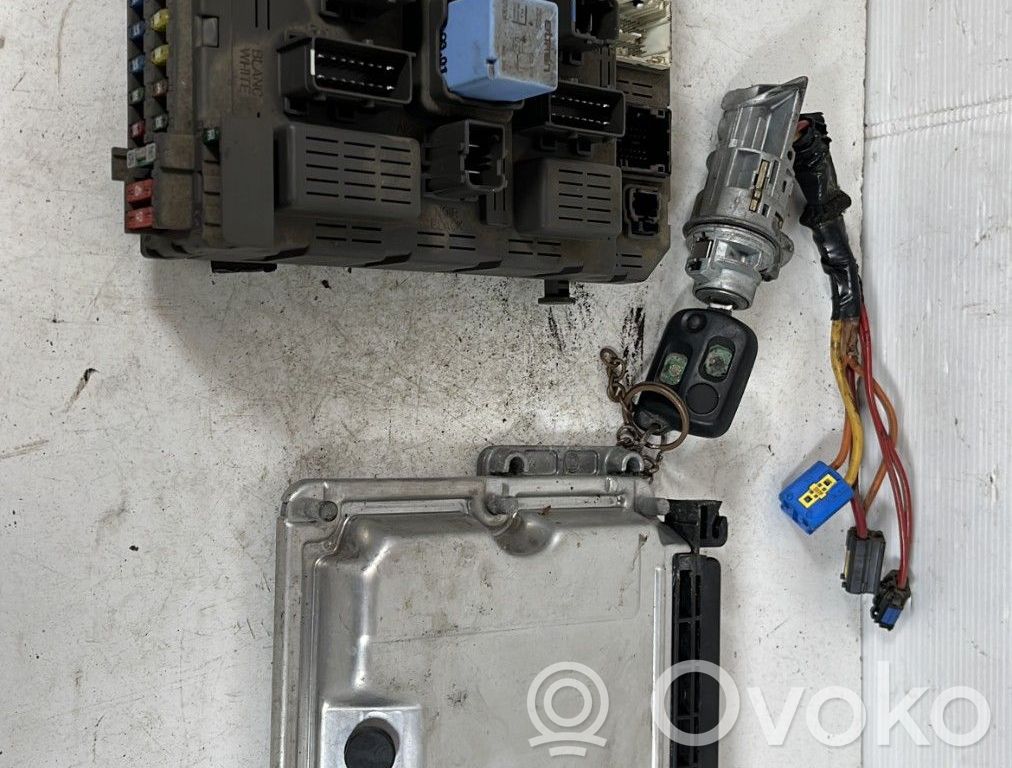 Peugeot 607 Engine ECU kit and lock set 