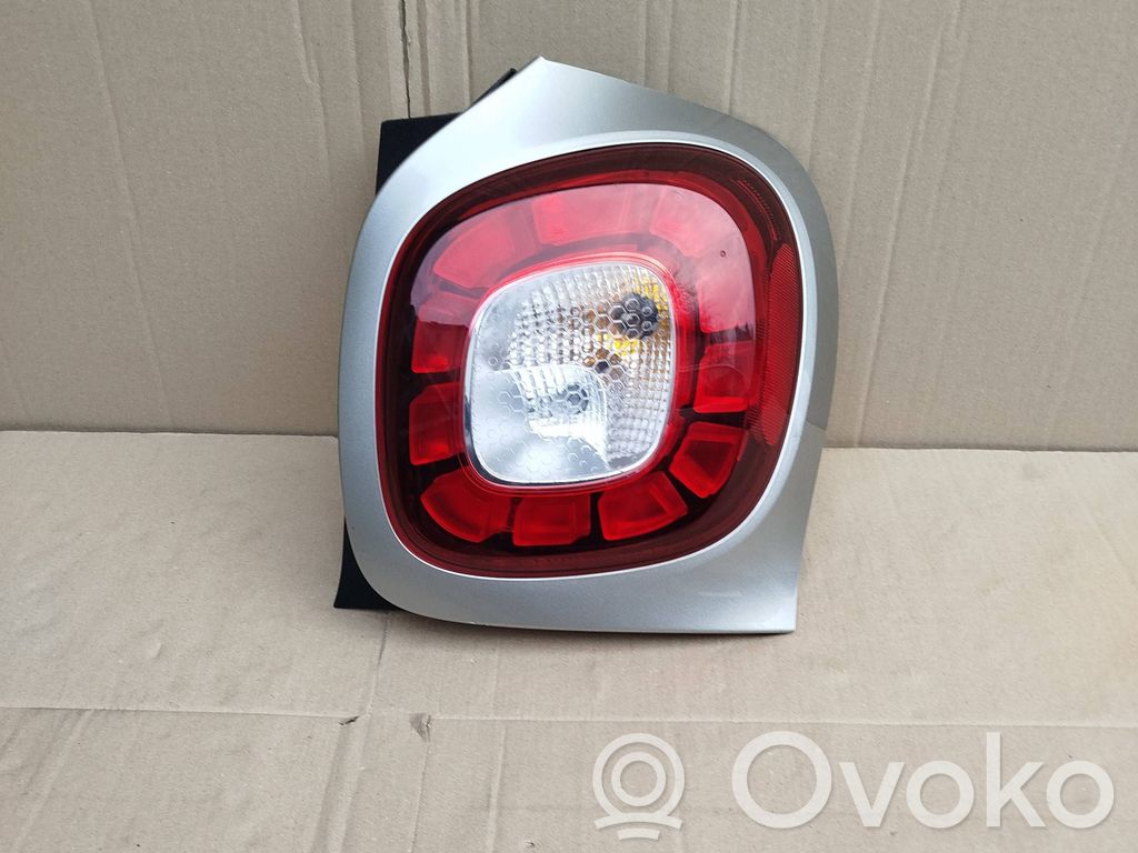 Smart ForFour II W453 Rear/tail lights 