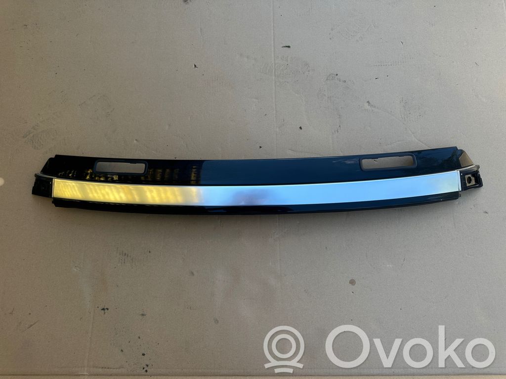 Audi A5 Windshield trim 