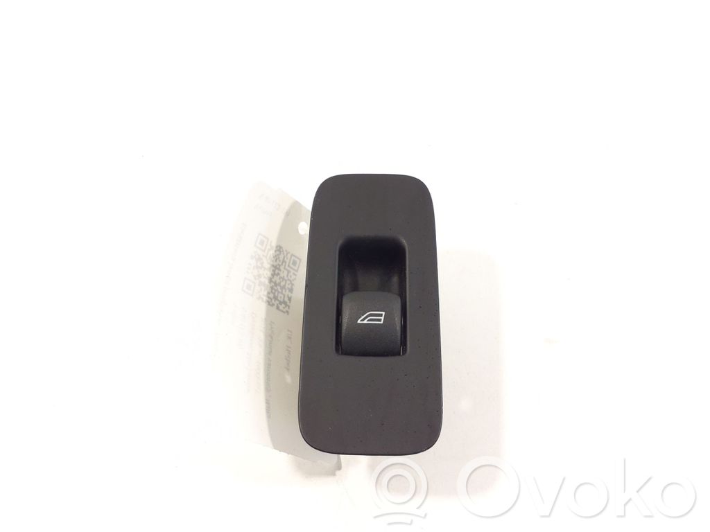Volvo V40 Electric window control switch 