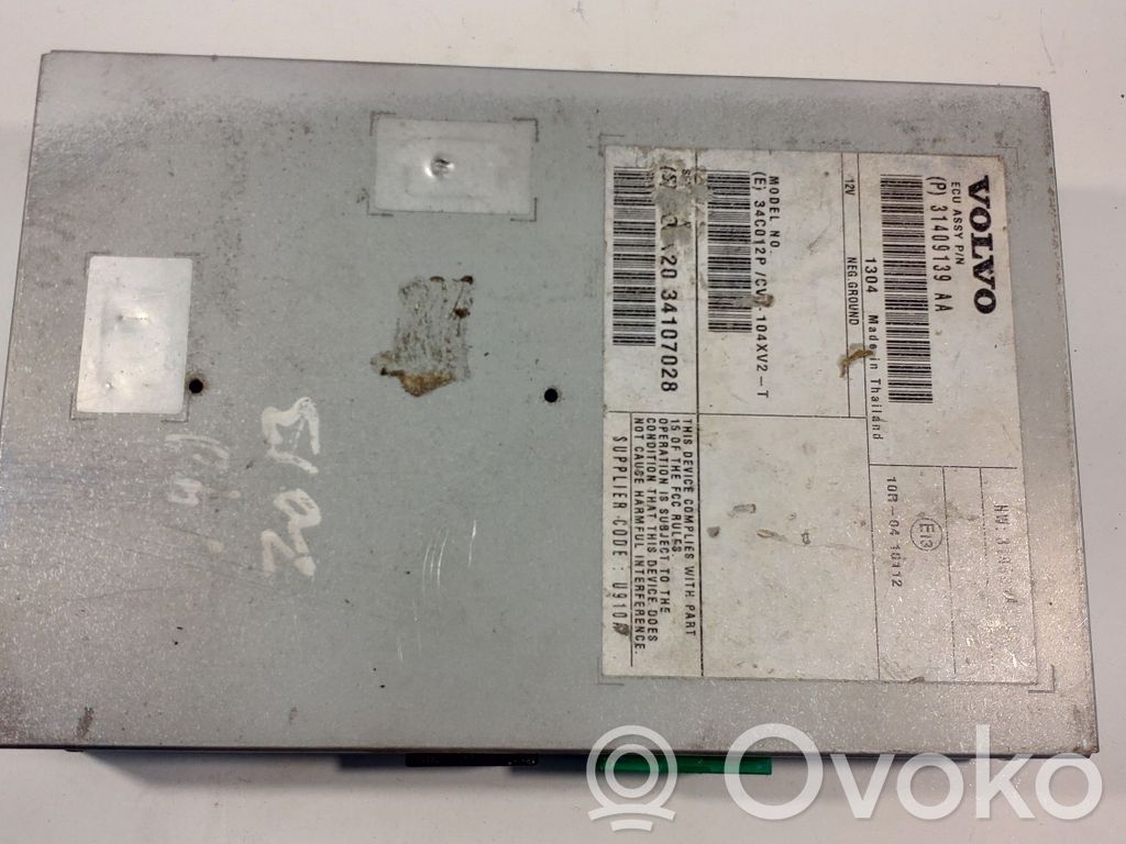 Volvo V40 Sound amplifier 