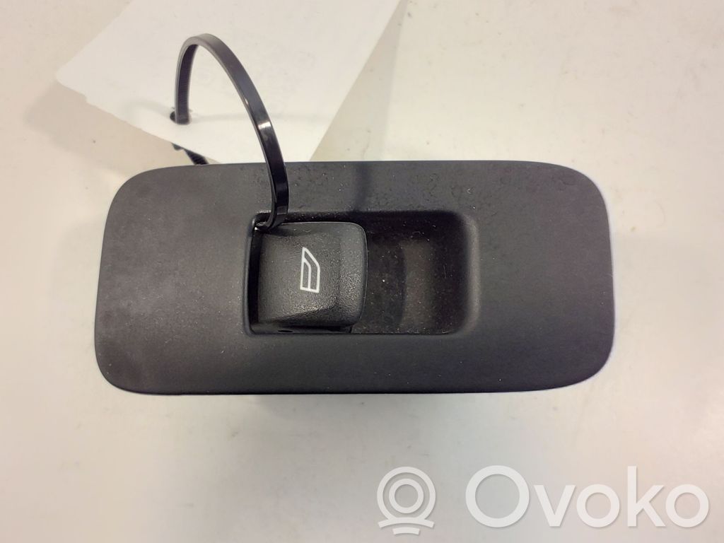 Volvo V40 Electric window control switch 
