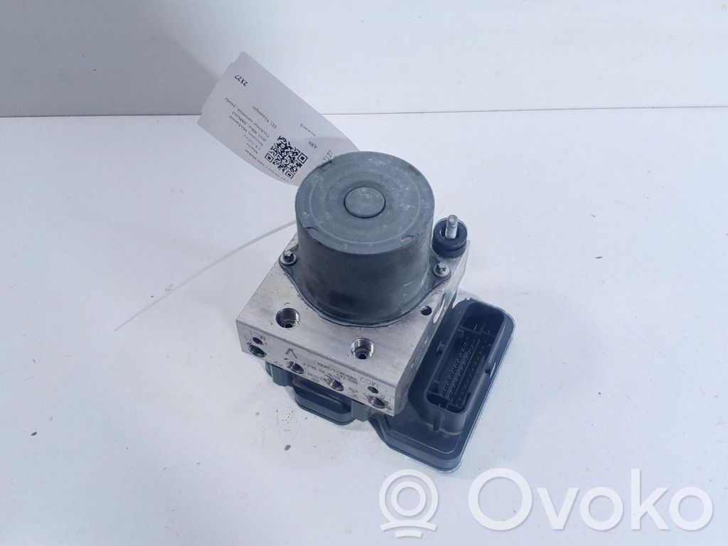 Mazda CX-3 ABS bloks 