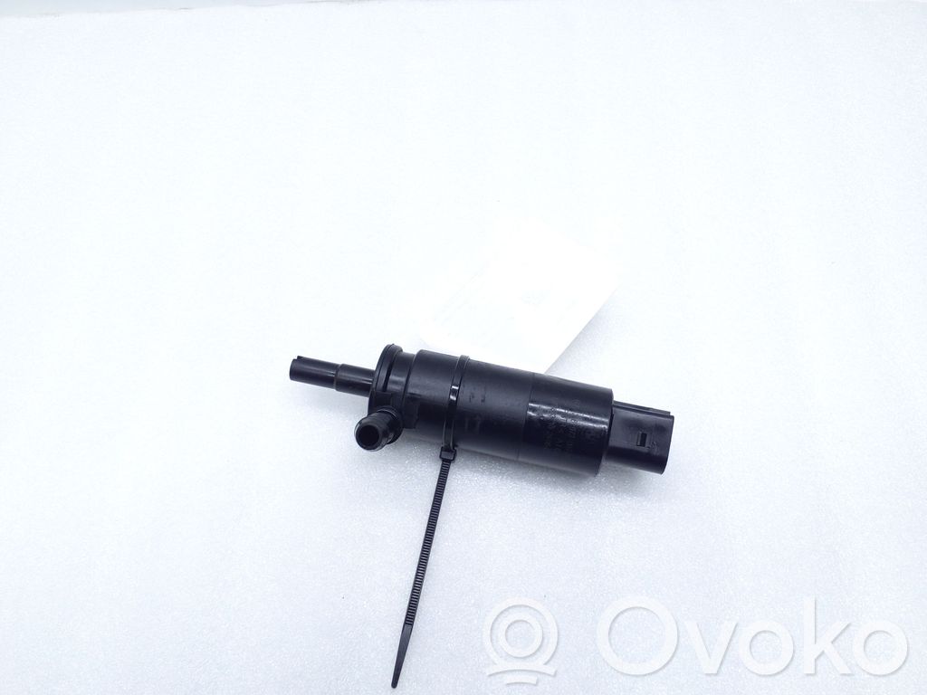 BMW 3 E90 E91 Headlight washer pump 