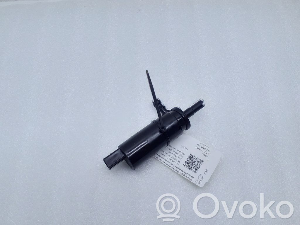 BMW 3 E90 E91 Headlight washer pump 