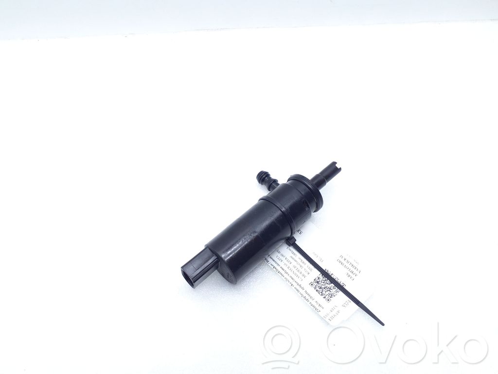 BMW 1 E82 E88 Headlight washer pump 