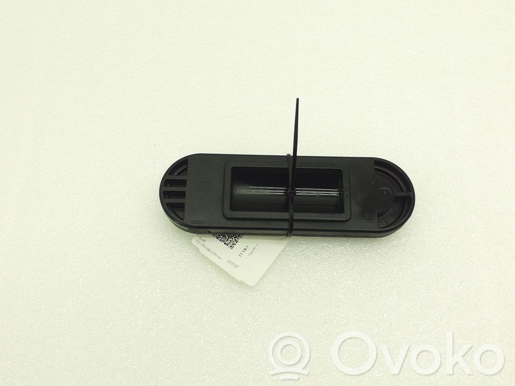 Audi TT TTS Mk2 Steckdose 