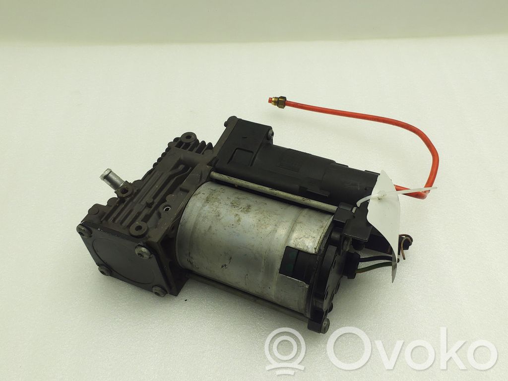 Jaguar XJ X351 Air suspension compressor/pump 
