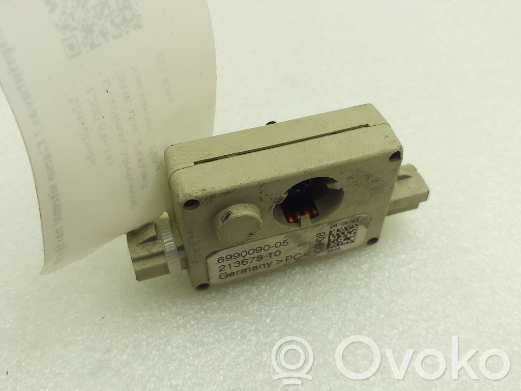 Mitsubishi L200 Antenos stiprintuvas 