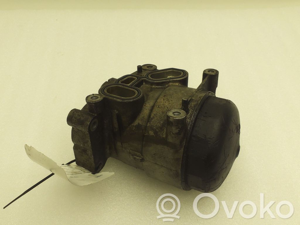 BMW 5 E39 Oil filter mounting bracket 