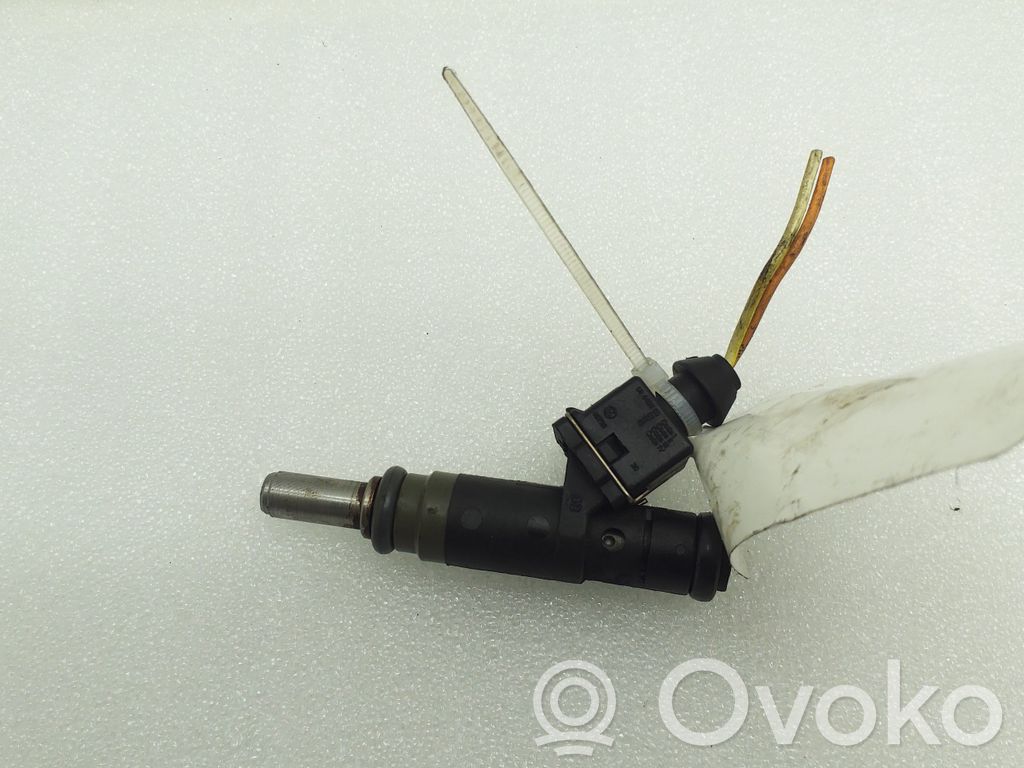 BMW Z4 E85 E86 Fuel injector 